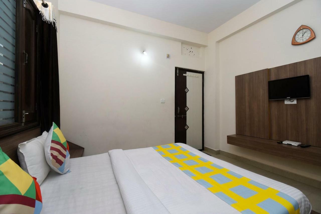 Elegant 1Br Stay In Mount Abu Central Екстериор снимка